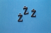 Z 3 stk Metalbogstav til dekoration bordkort/lyspynt m.m. Ca.2 cm. Har lille øje.